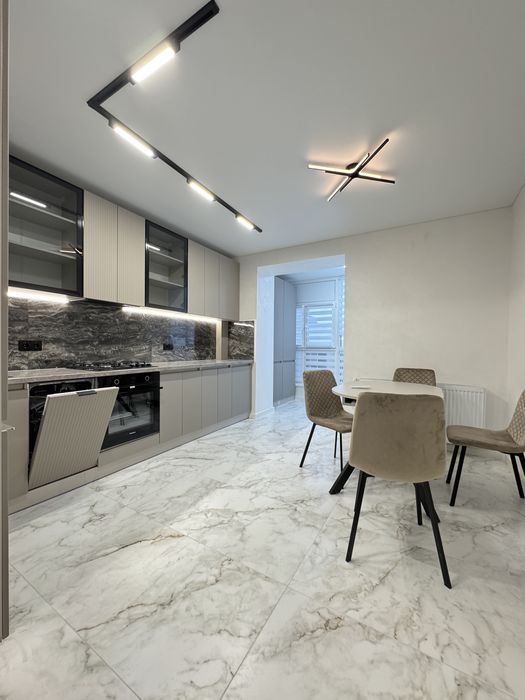 2 кімнатна квартира продаж Бам єр іо меблі техніка