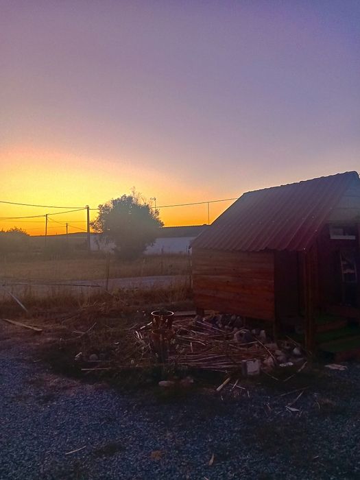 Terreno com água e luz com 825m2
