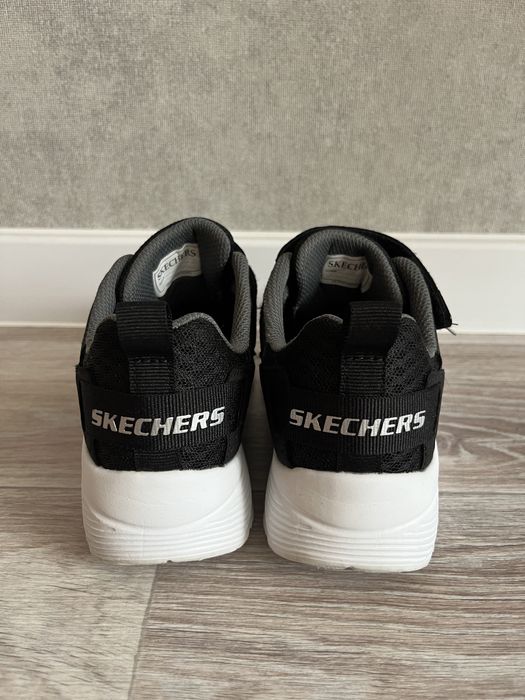 Кросівки Skechers, 32 розмір, 21 см устілка