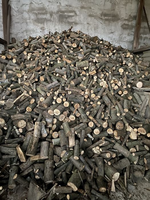 Układane Drewno Kominkowe Drzewo Opałowe Akacja Buk Dąb Grab Brzoza