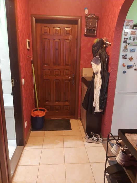 Здається кімната в 2-ох кімнатній секції Цукровий