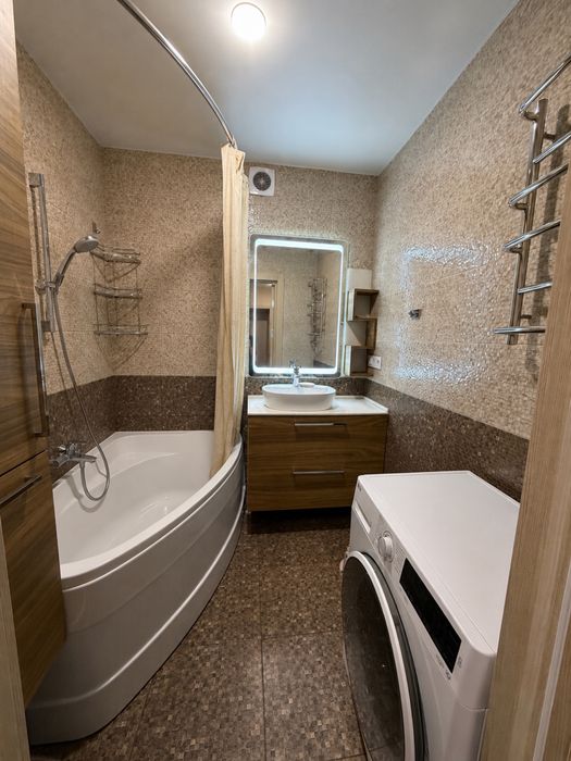 Автономна 3 к квартира з інвертором, пр.Лушпи, Еспланда