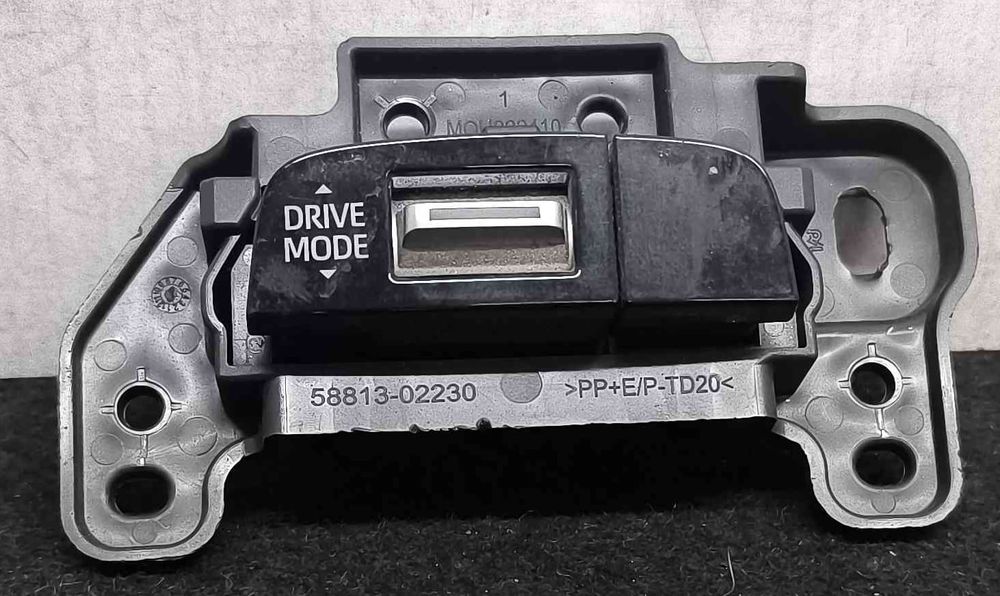 Botão de Mode 58813-02230 - TOYOTA COROLLA Hatchback