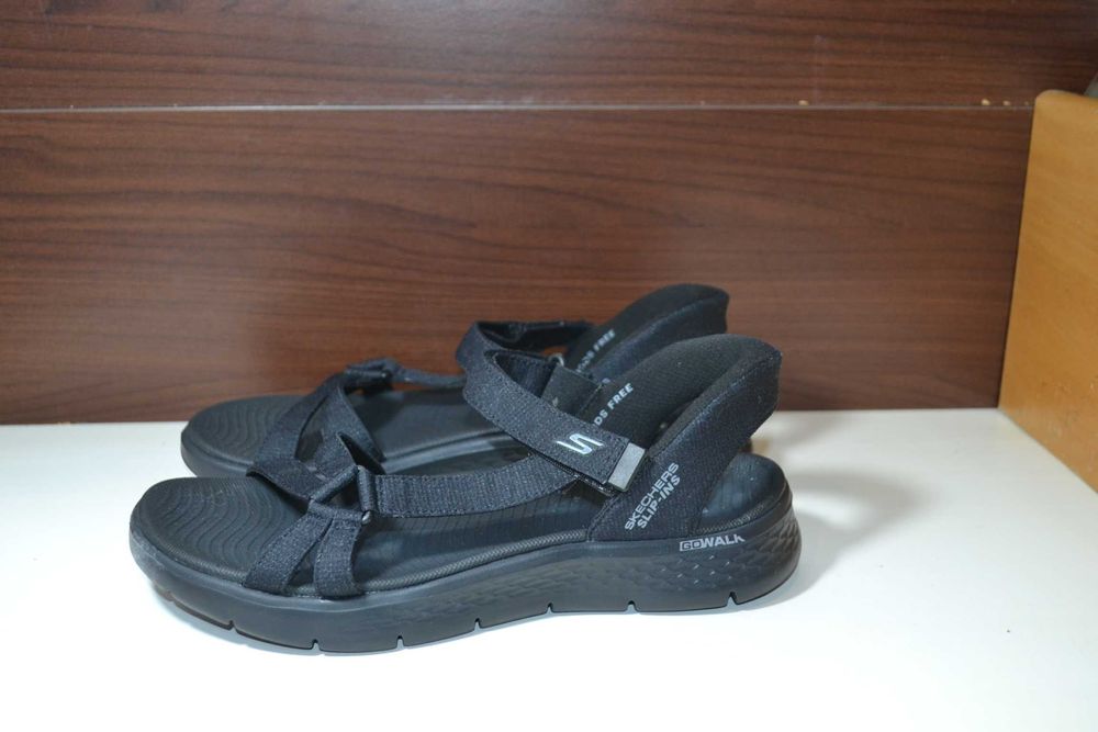 skechers 39-40р сандалии босоножки оригинал
