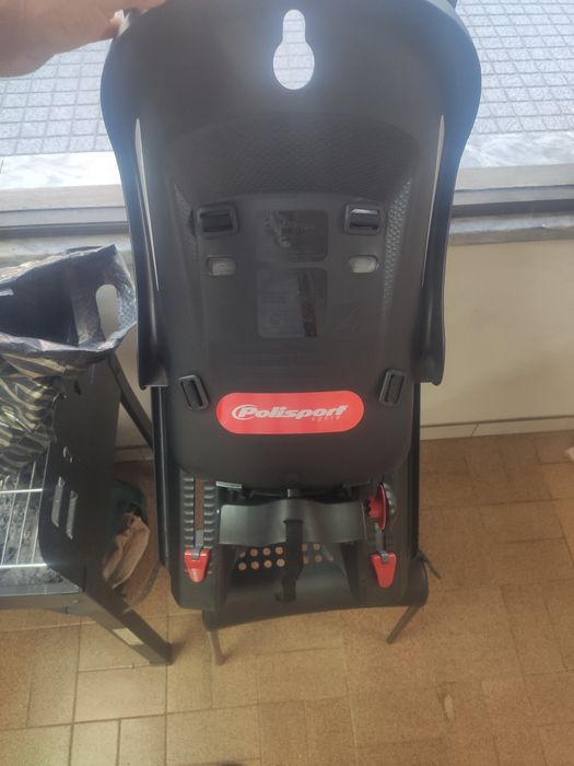 Acento de bicicleta da criança