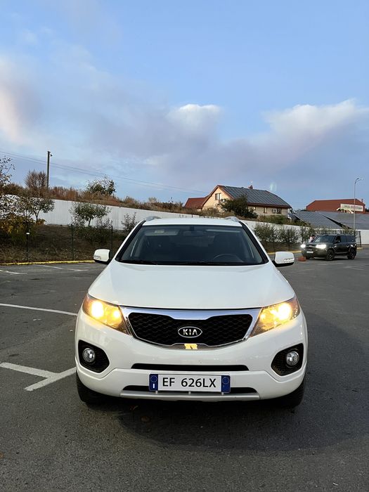 Продаж автомобіля Kia Sorento