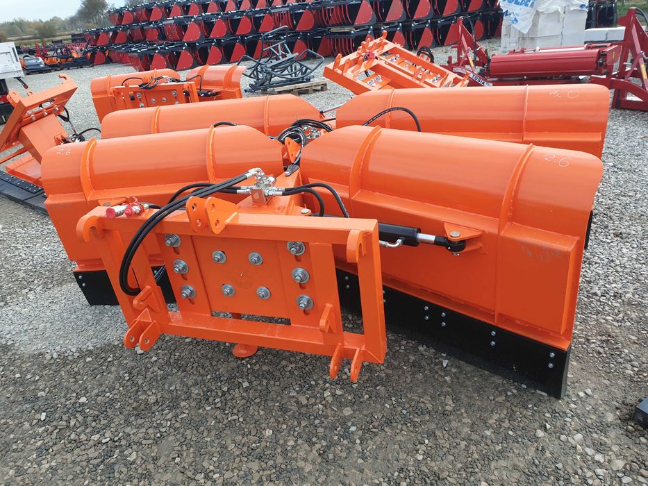 Mocny pług do śniegu do tura tuz strzałka Metal Technik dostawa Gratis