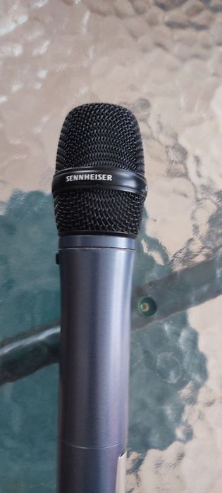 Мікрофонна радіо система Sennheizer EM100 G 4