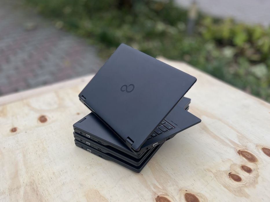 Ноутбук Fujitsu LIFEBOOK E449/i3-7020U/8GB/512GB/14"HD/Гарантія/Опт