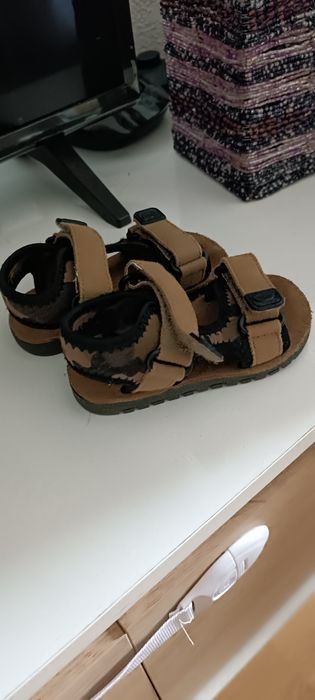 Calçado menino usado em bom estado