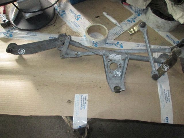 Haste / braço de escova limpa vidros frente esquerda PEUGEOT 206 (2A/C
