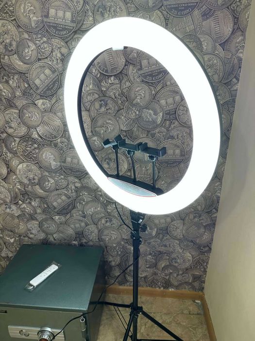 Кольцевая LED лампа RL-21 54см 220V Оригінал з сумкою і штативом