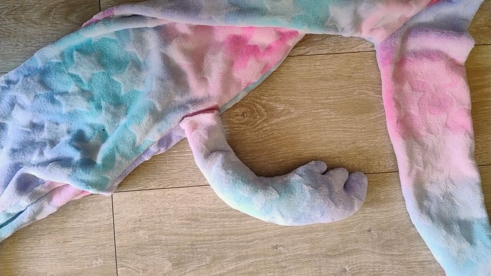 Strój jednorożca r. 152 przebranie kostium tęczowy