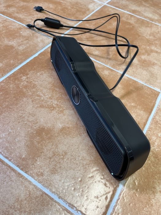 Coluna de som gamer RGB