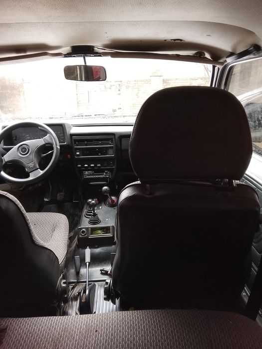 Продам Нива 21213