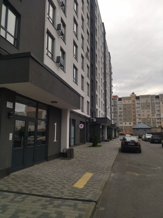 Продам однокомнатную квартиру р-н Масаны