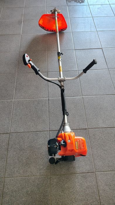 Roçadeira 52cc a gasolina