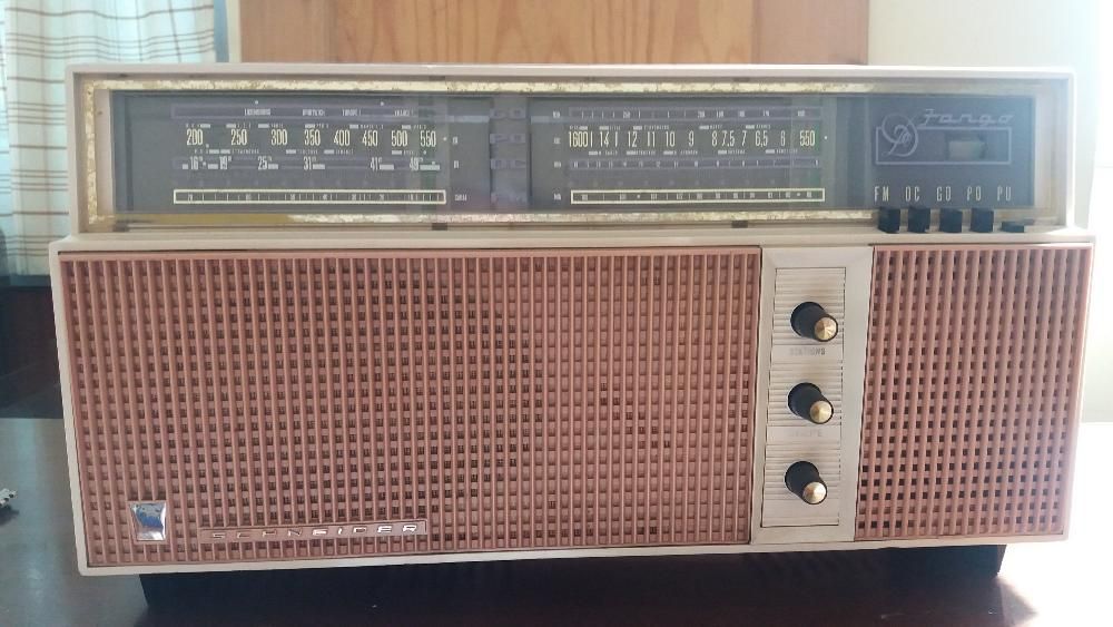 Rádio Schneider a válvulas