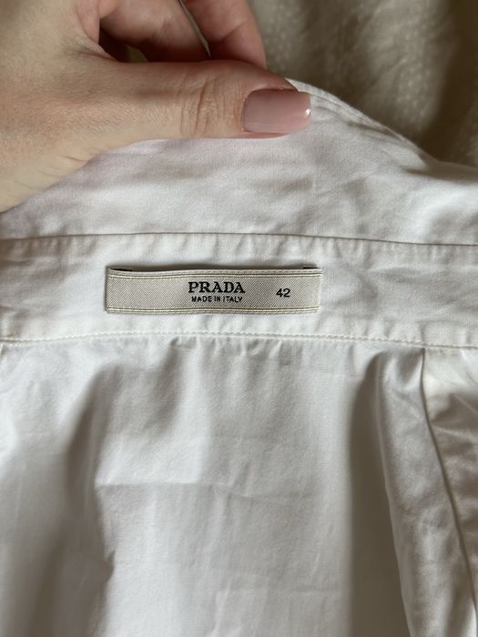 Біла рубашка блуза prada. Оригінал. Розмір с