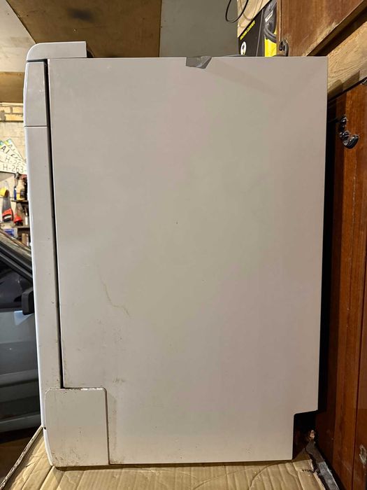 посудомийна машина indesit