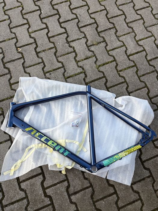Nowy frameset accent furious xl gravel projekt