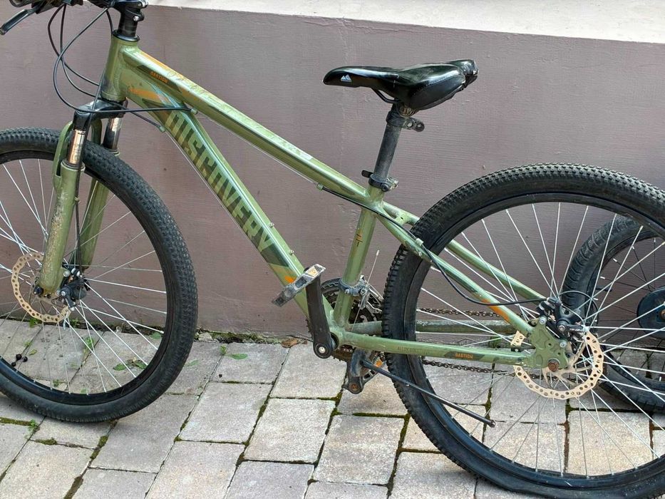 Продам гірський велосипед Discovery Bastion на 26" колесах