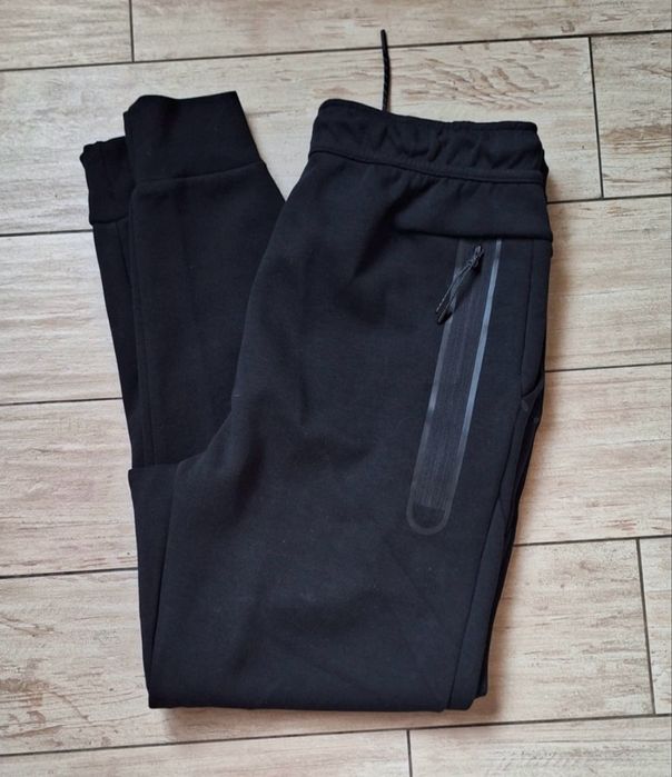 Штани Nike Tech Fleece