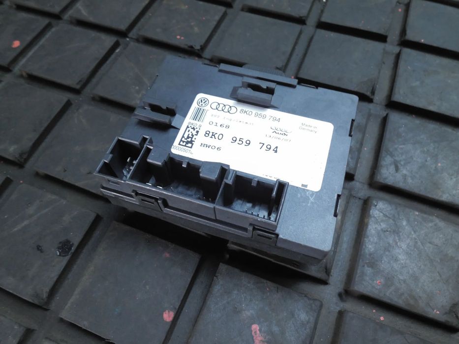 Audi A4 B8 Moduł drzwi prawy tył 8K0959794 EUROPA