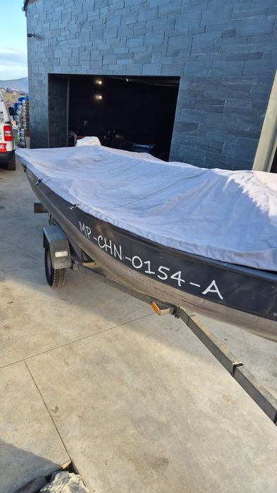 Łódź łódka   wędkarska aluminiowa  silnik dziobowy  echosonda