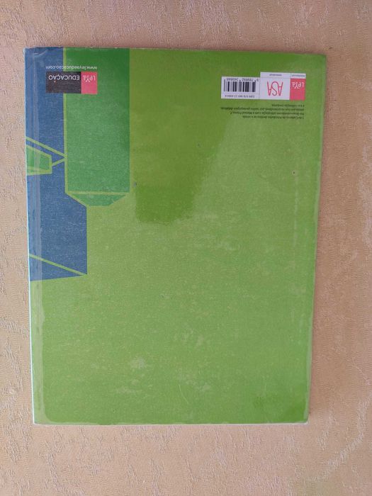 Caderno - Prisma 7 - Matemática 7.º ano (COMO NOVO)