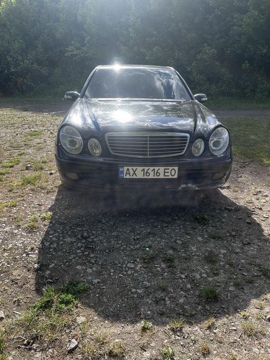 Продам мерседес 211 2.6 автомат