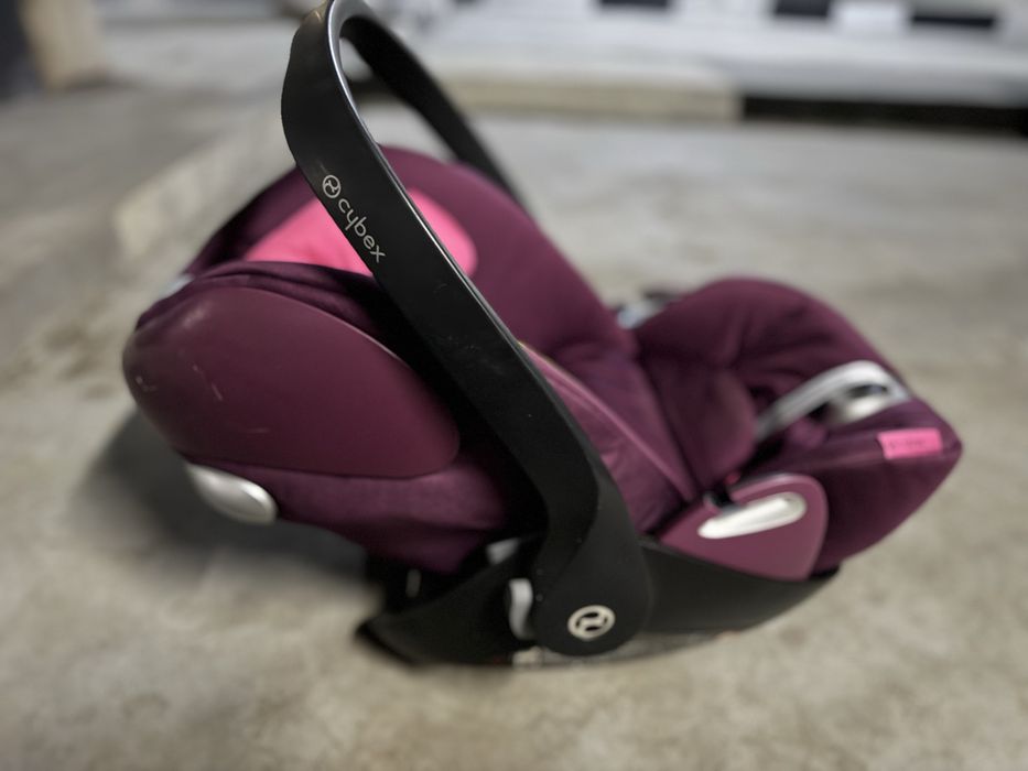 Автокрісло Cybex cloud q