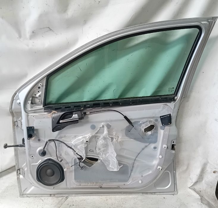 Porta frente direita OPEL Astra H Hatchback (L48)