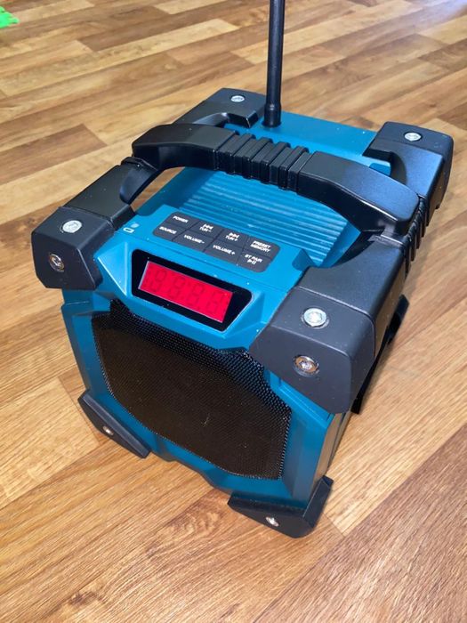 Bluetoth колонка, блютуз, радіо.