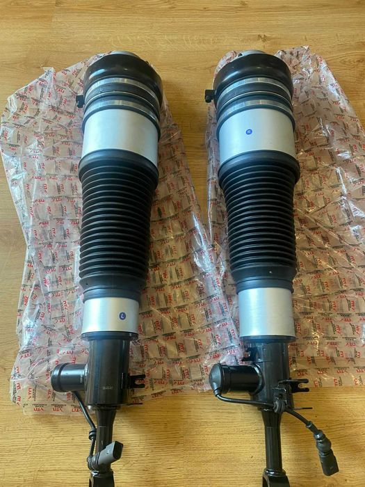 Pnewmo amortyzatory przednie AUDI A6C6 2004-2011-2011