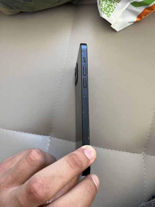 Продам Iphone 12 /64 В хорошем состояние