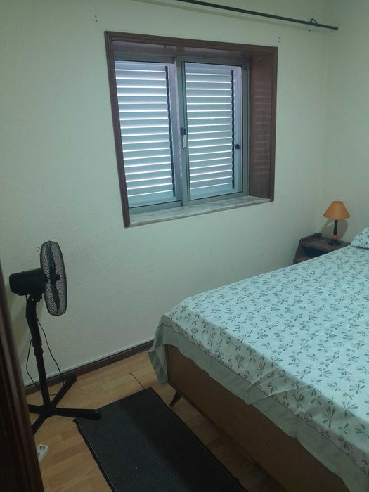 Alugo casa entrada imediata