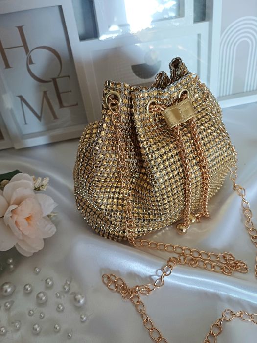 Złoty wizytowy plecaczek