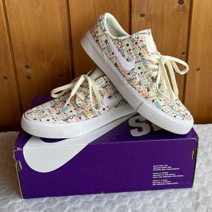 Buty sneakersy NIKE ZOOM Janoski CNVS RM PRM (white-cashmere-white)
