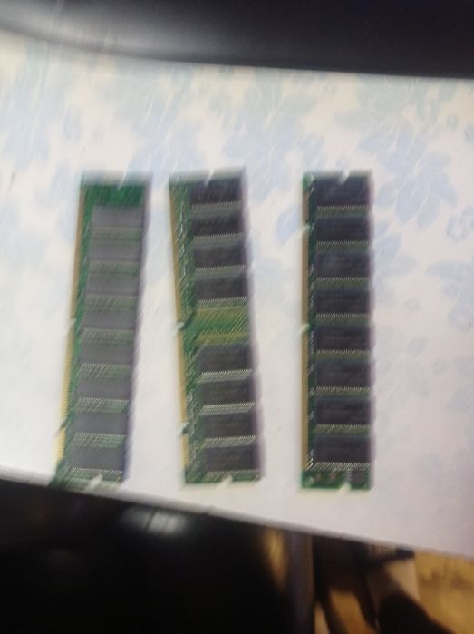 Продам хорошые рабочие видео карты на 256