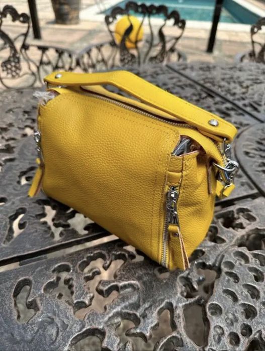 Маленька сумка натуральна шкіра жовто-гірчична