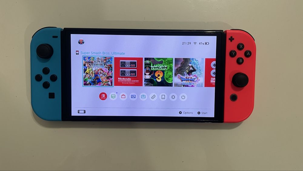 Nintendo Switch OLED + Pokémon Legends Arceus (Novembro 2025)