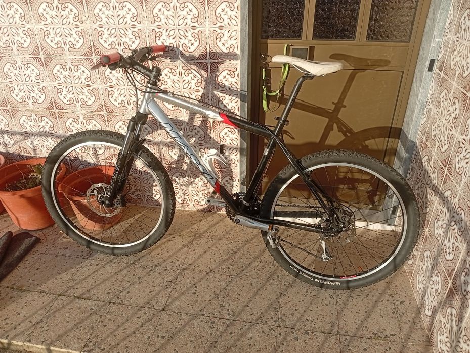 Só até dia 24: Massi Trax tamanho M