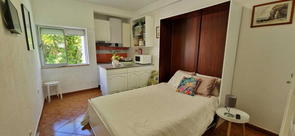 Apartamento T0 para férias com piscina em São Martinho do Porto