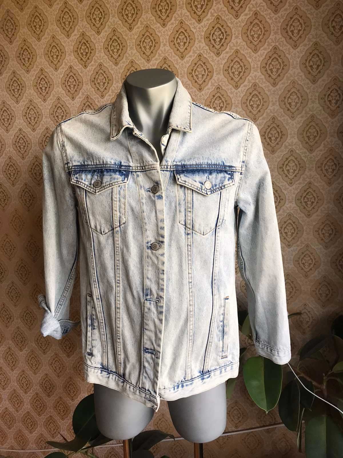 Pull and bear white denim jacket cheap