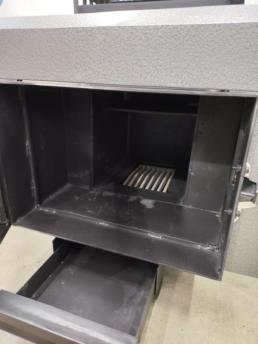 Піч кам'янка, Чан. Виробник