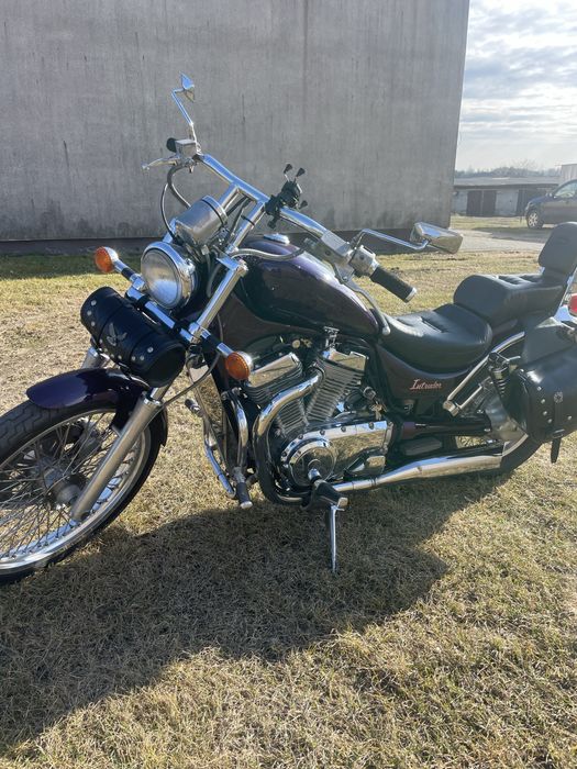 Suzuki Intruder 750