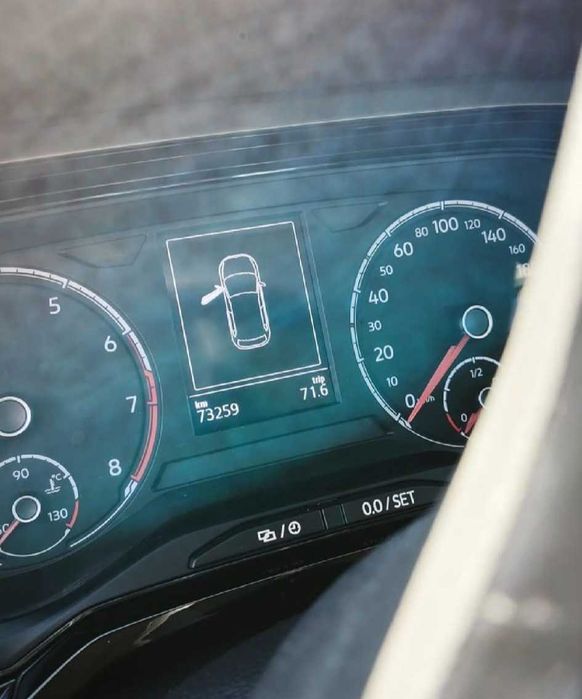 Volkswagen Polo TSI 100cv Como Novo Muito Estimado