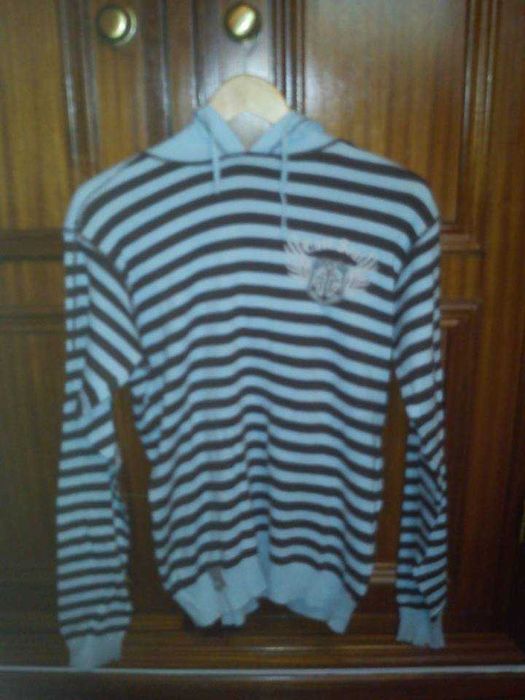 camisola azul e castanha riscas tamanho l