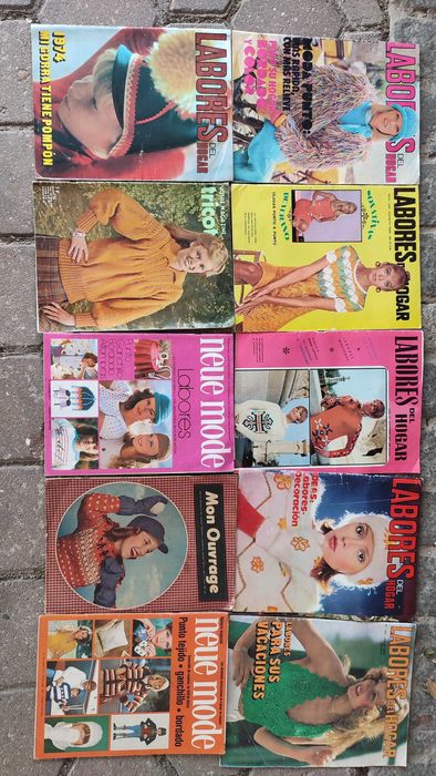 Lote 40 Revistas antigas sobre Lavores e Moda